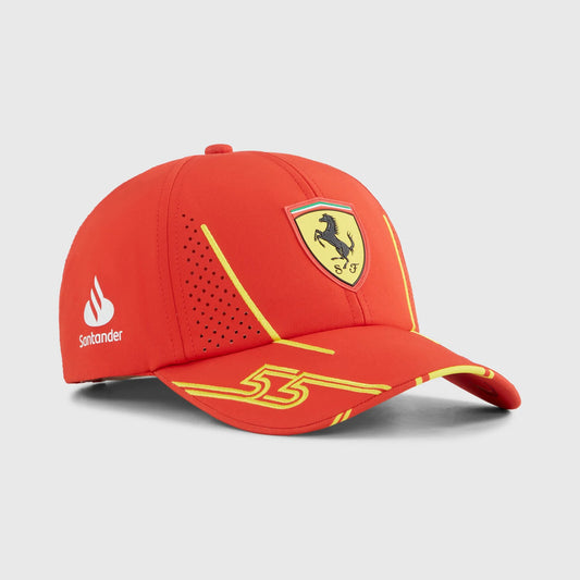 Gorra Carlos Sainz Scuderia Ferrari 2024